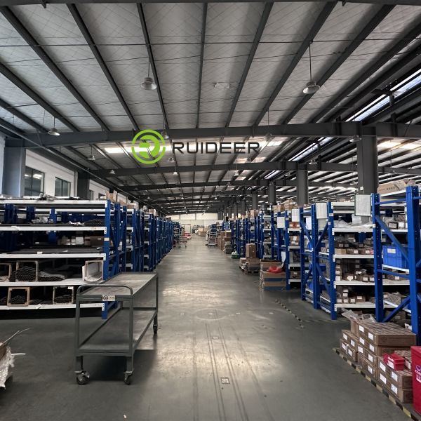 1550C Tungku Pengelasan vakum suhu tinggi untuk sistem tiga fase lima kawat 380V 50HZ catu daya kontrol